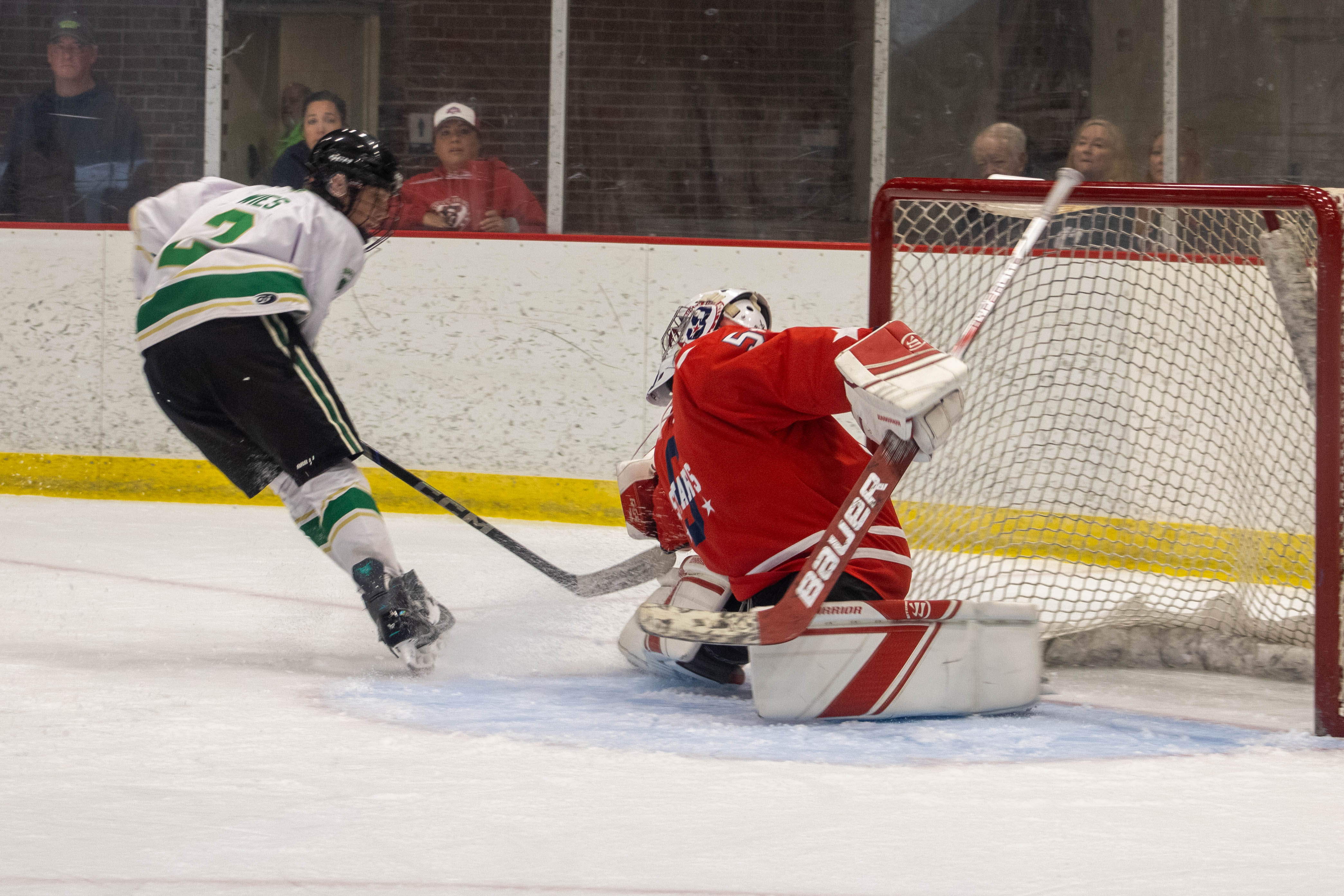 Game of the Week: South Stars beat Ice Rocks, 4-3